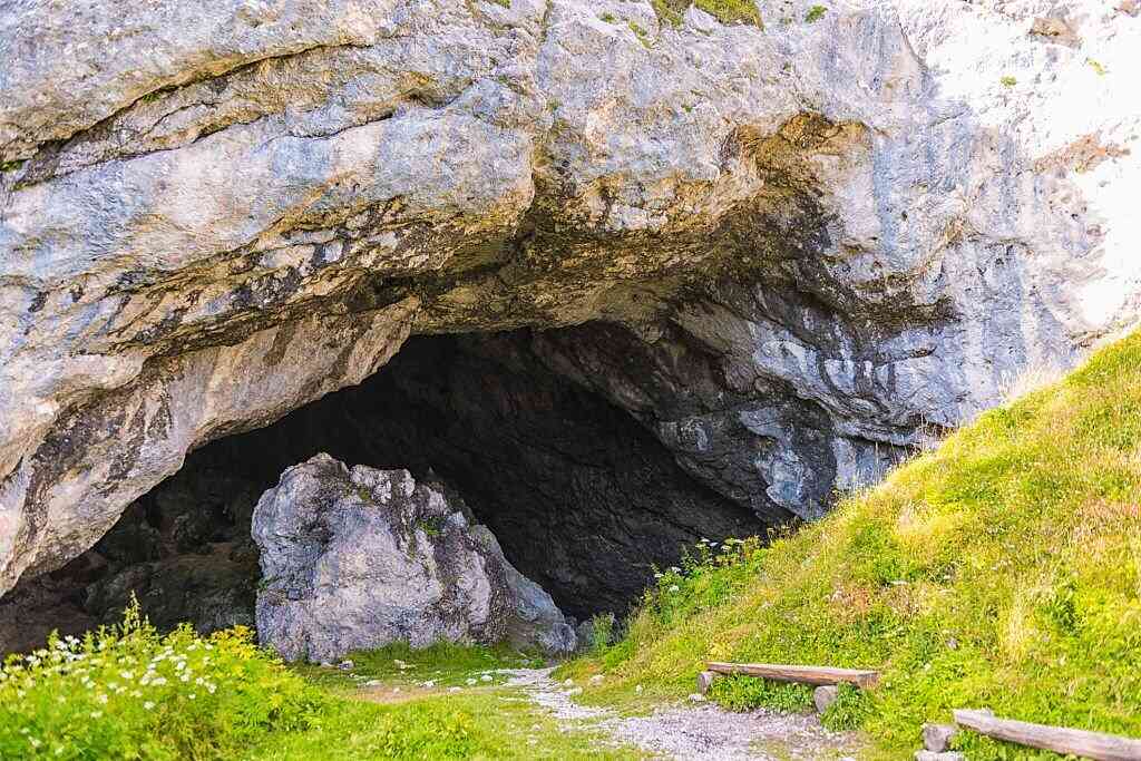cave