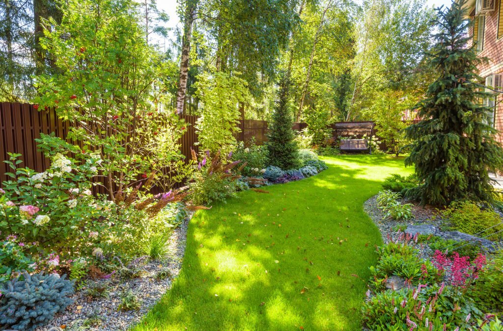 Heavenly Flowerbed Maintenance Makes Your Gardens Divine