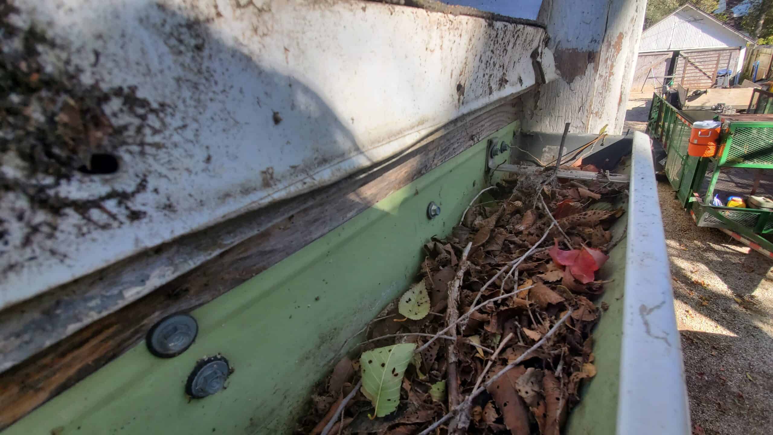 Fall cleanups help prepare your lawn for colder weather in KS